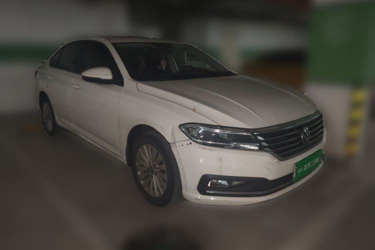 Used Volkswagen Lavida 2022 280TSI DSG Comfort Edition Front Right 45 Deg