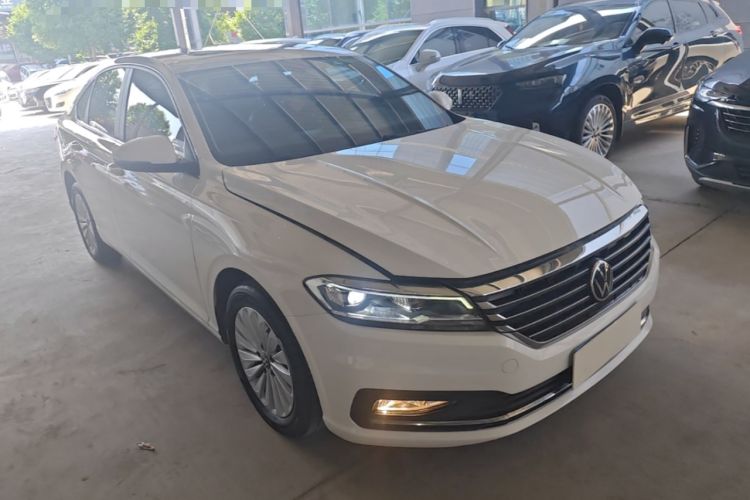 Used Volkswagen Lavida 2022 280TSI DSG Comfort Edition Front Right 45 Deg