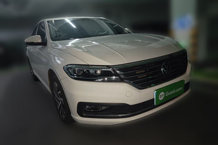 Used Volkswagen Lavida 2022 280TSI DSG Comfort Edition Front Right 45 Deg