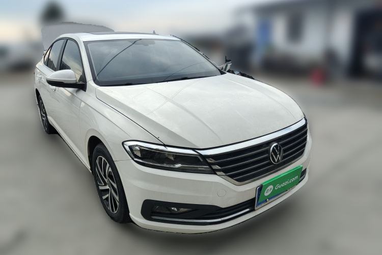 Used Volkswagen Lavida 2022 1.5L Manual Comfort Edition Front Right 45 Deg