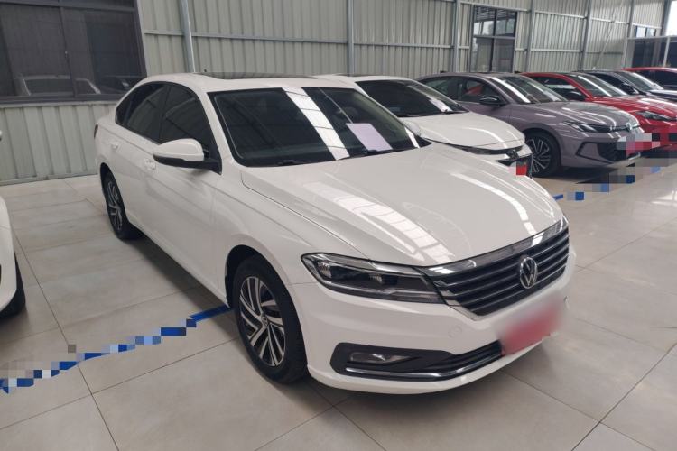 Used Volkswagen Lavida 2022 280TSI DSG Comfort Edition Front Right 45 Deg