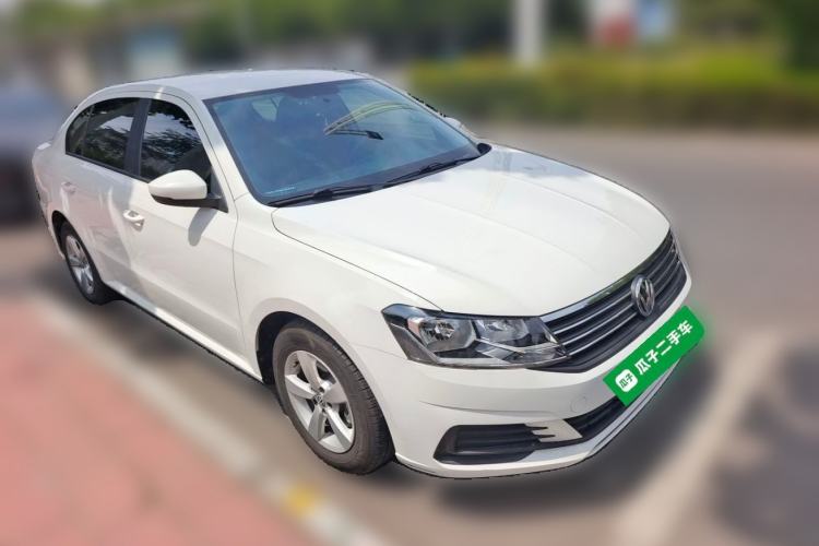 Used Volkswagen Lavida 2022 1.5L Automatic Fashion Edition Front Right 45 Deg