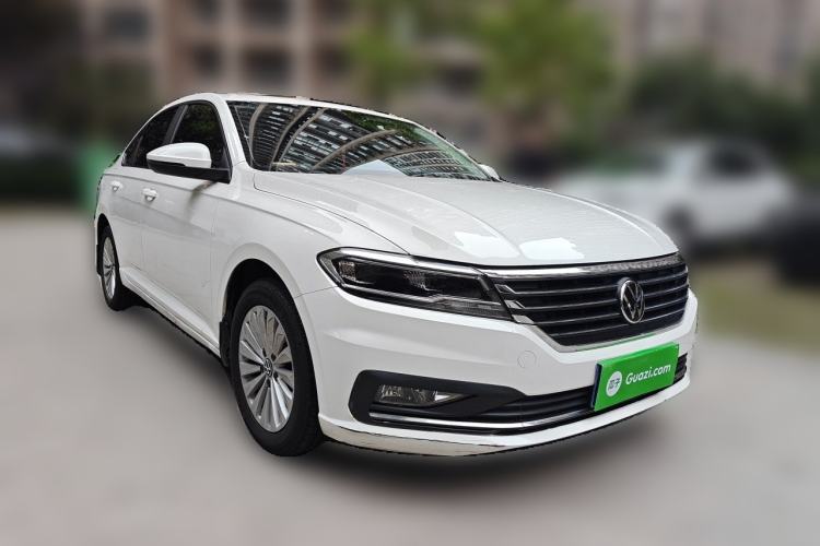 Used Volkswagen Lavida 2022 280TSI DSG Comfort Edition Front Right 45 Deg