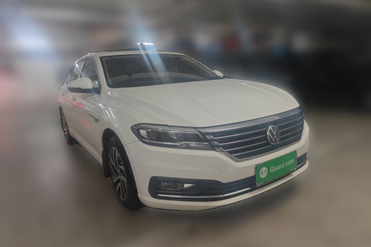 Used Volkswagen Lavida 2022 1.5L Automatic Comfort Edition Front Right 45 Deg