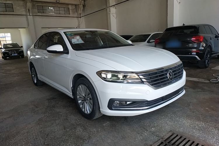 Used Volkswagen Lavida 2022 280TSI DSG Comfort Edition Front Right 45 Deg