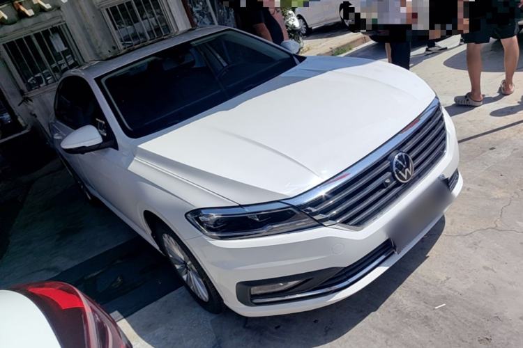 Used Volkswagen Lavida 2022 1.5L Automatic Comfort Edition Front Right 45 Deg