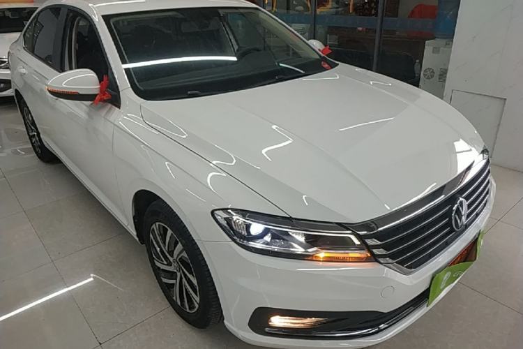 Used Volkswagen Lavida 2022 280TSI DSG Comfort Edition Front Right 45 Deg