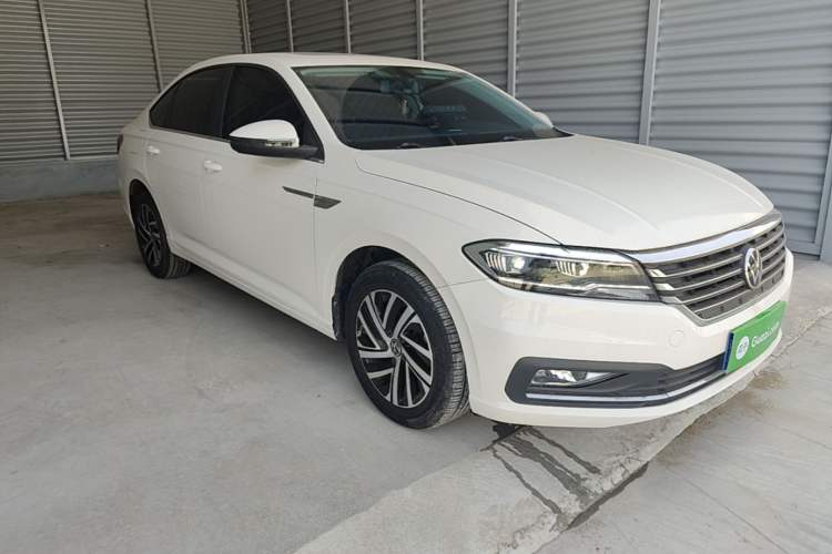 Used Volkswagen Lavida 2022 280TSI DSG Comfort Edition Front Right 45 Deg