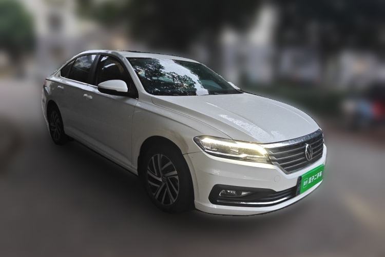 Used Volkswagen Lavida 2022 1.5L Automatic Vision Edition Front Right 45 Deg