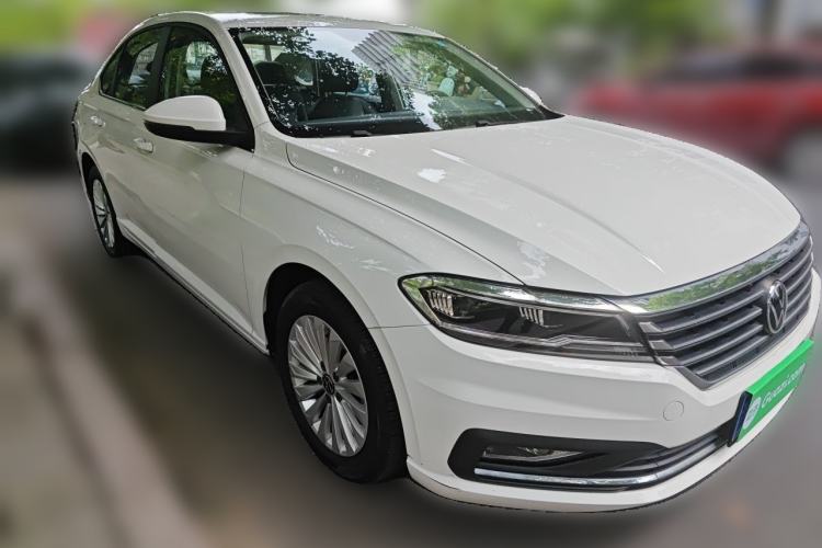 Used Volkswagen Lavida 2022 1.5L Automatic Comfort Edition Front Right 45 Deg