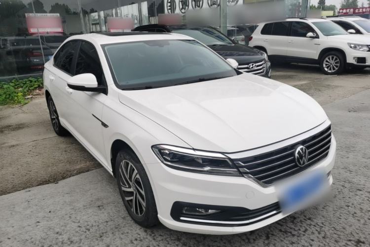 Used Volkswagen Lavida 2022 280TSI DSG Comfort Edition Front Right 45 Deg