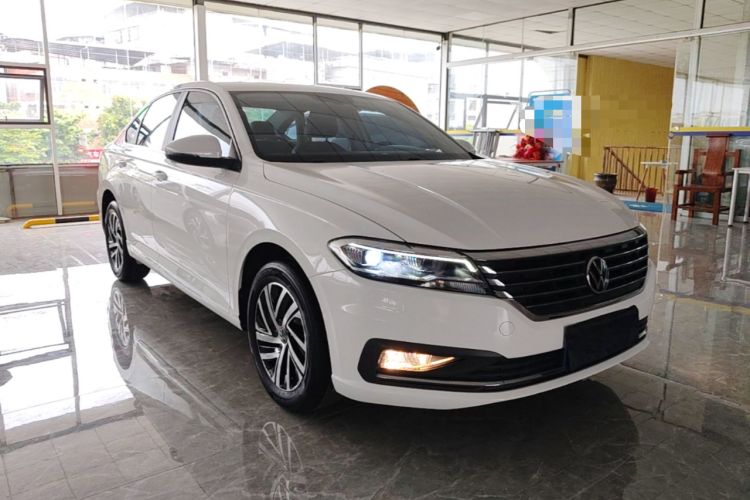 Used Volkswagen Lavida 2022 280TSI DSG Comfort Edition Front Right 45 Deg