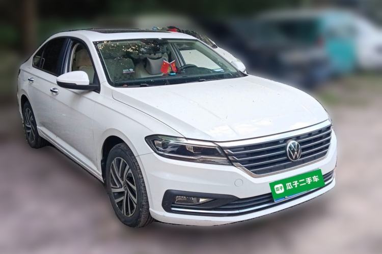 Used Volkswagen Lavida 2022 1.5L Automatic Vision Edition Front Right 45 Deg