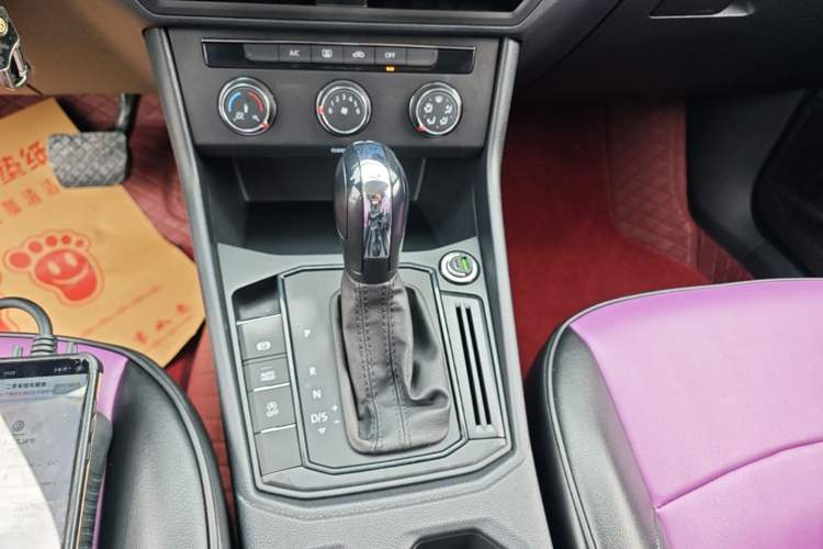 Used Volkswagen Lavida 2022 1.5L Automatic Fashion Edition Gear Lever