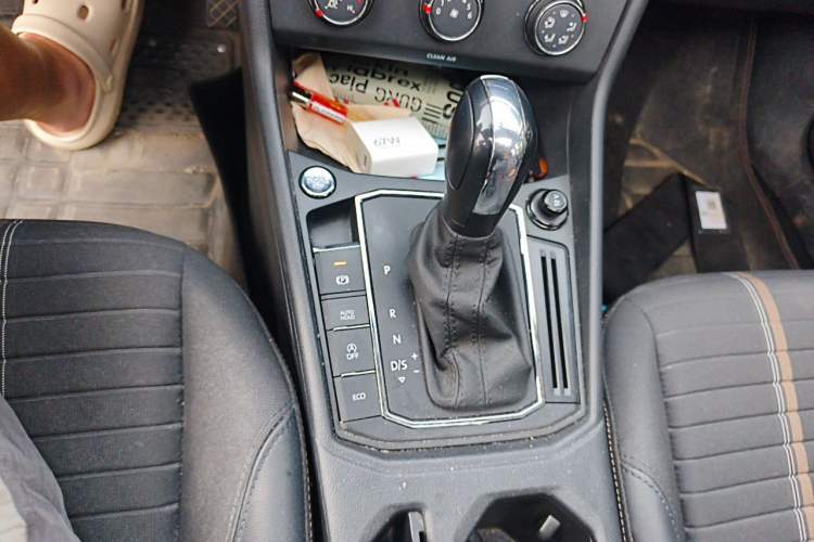 Used Volkswagen Lavida 2022 280TSI DSG Comfort Edition Gear Lever