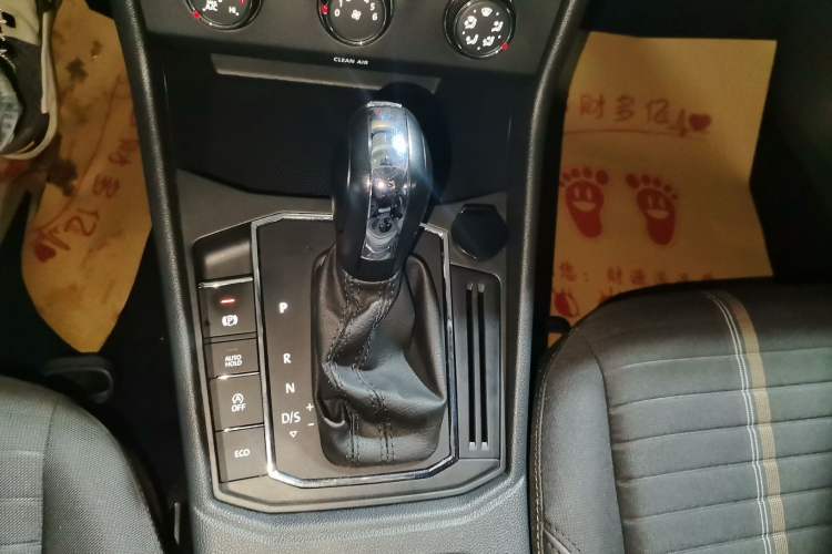 Used Volkswagen Lavida 2022 280TSI DSG Comfort Edition Gear Lever