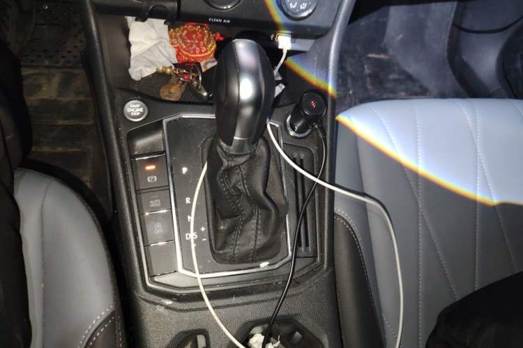 Used Volkswagen Lavida 2022 1.5L Automatic Comfort Edition Gear Lever
