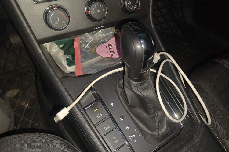Used Volkswagen Lavida 2022 280TSI DSG Comfort Edition Gear Lever