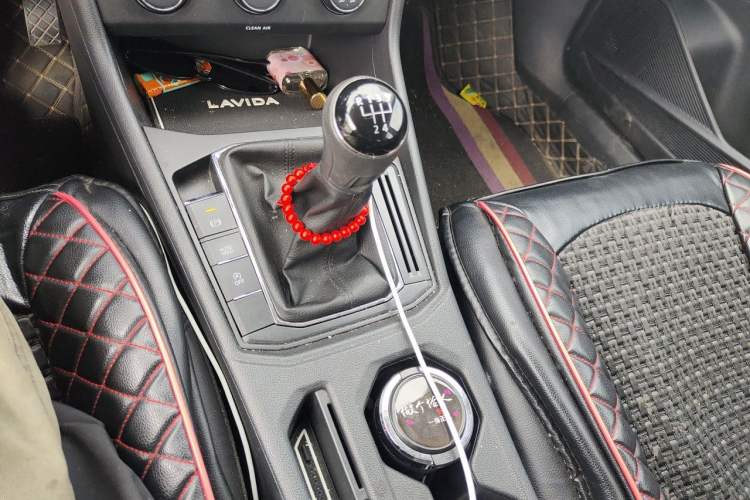 Used Volkswagen Lavida 2022 1.5L Manual Comfort Edition Gear Lever