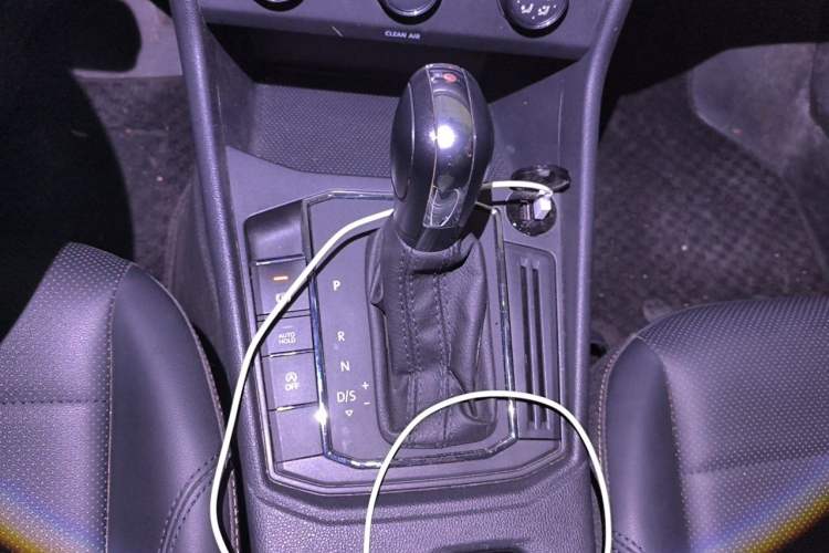 Used Volkswagen Lavida 2022 1.5L Automatic Comfort Edition Gear Lever