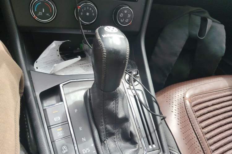 Used Volkswagen Lavida 2022 280TSI DSG Comfort Edition Gear Lever