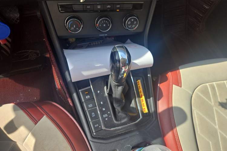 Used Volkswagen Lavida 2022 280TSI DSG Comfort Edition Gear Lever