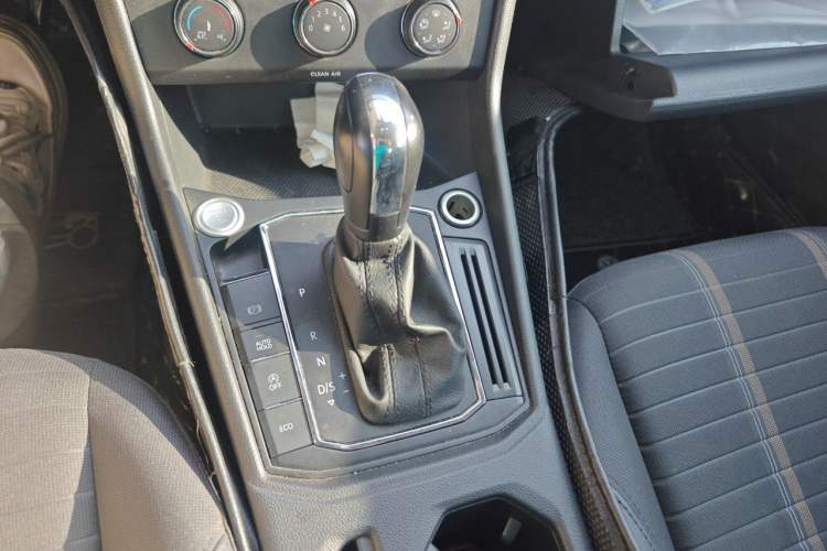 Used Volkswagen Lavida 2022 280TSI DSG Comfort Edition Gear Lever