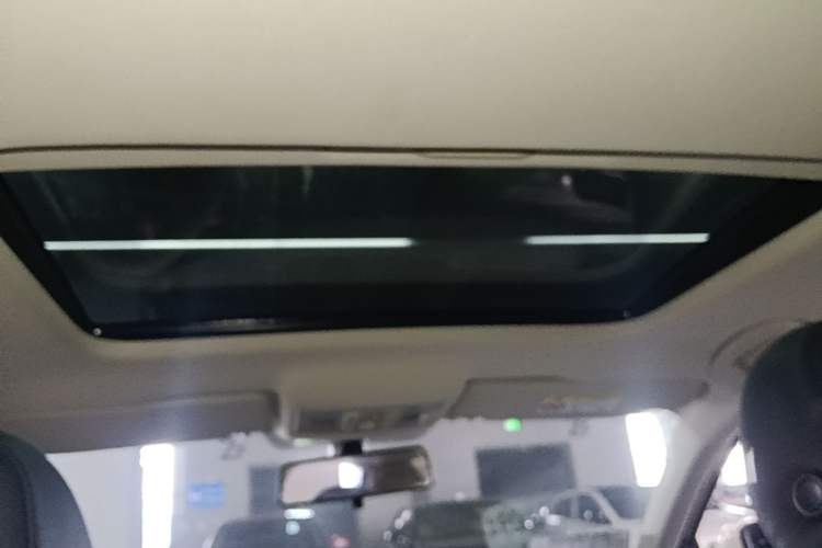 Used Volkswagen Lavida 2022 1.5L Automatic Comfort Edition Headliner