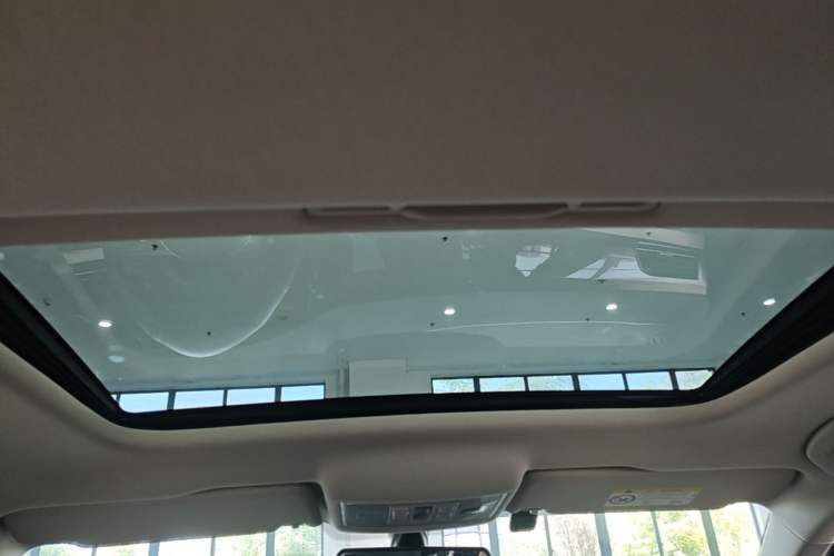 Used Volkswagen Lavida 2022 1.5L Automatic Comfort Edition Headliner