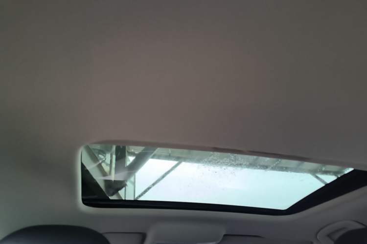 Used Volkswagen Lavida 2022 1.5L Automatic Comfort Edition Headliner