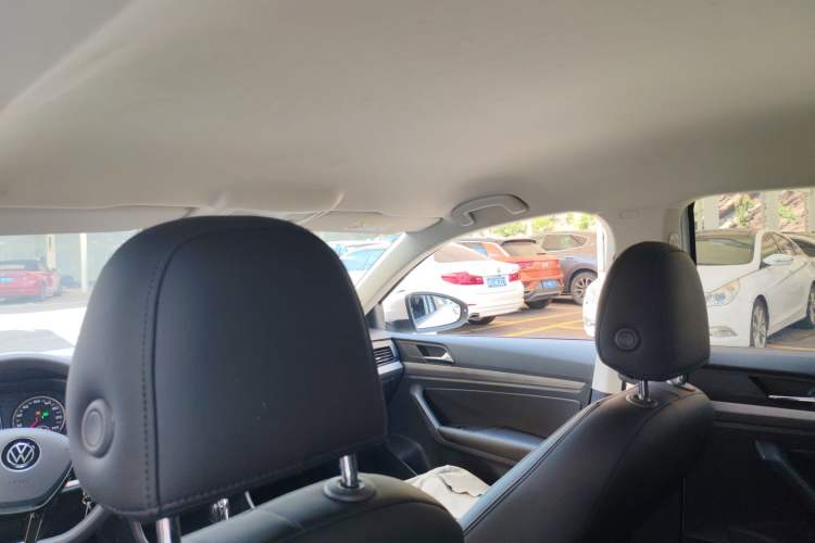 Used Volkswagen Lavida 2022 1.5L Automatic Fashion Edition Headliner