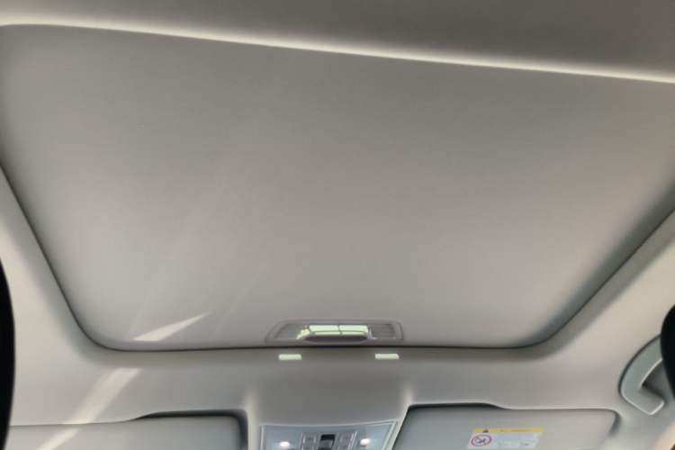 Used Volkswagen Lavida 2022 1.5L Automatic Comfort Edition Headliner