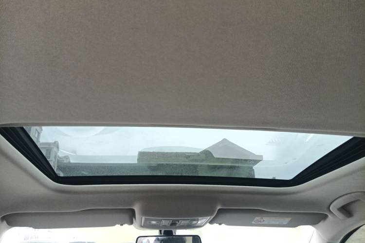 Used Volkswagen Lavida 2022 1.5L Automatic Comfort Edition Headliner