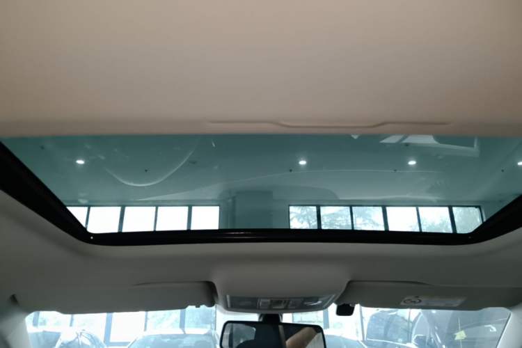 Used Volkswagen Lavida 2022 1.5L Automatic Comfort Edition Headliner