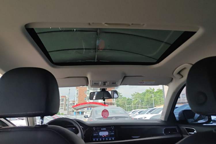 Used Volkswagen Lavida 2022 1.5L Automatic Comfort Edition Headliner