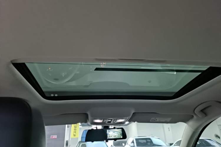 Used Volkswagen Lavida 2022 1.5L Automatic Comfort Edition Headliner
