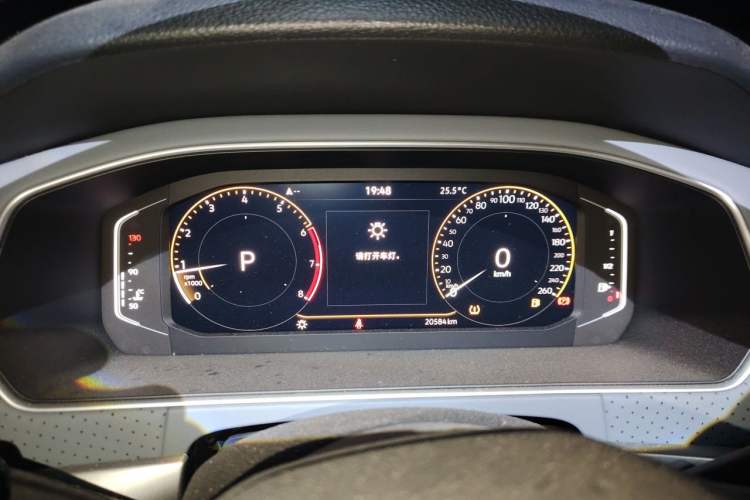 Used Volkswagen Lavida 2022 1.5L Automatic Comfort Edition Instrument Cluster