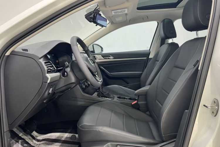 Used Volkswagen Lavida 2022 1.5L Automatic Comfort Edition Interior 1