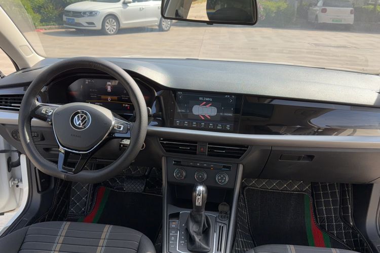 Used Volkswagen Lavida 2022 280TSI DSG Comfort Edition Interior 1
