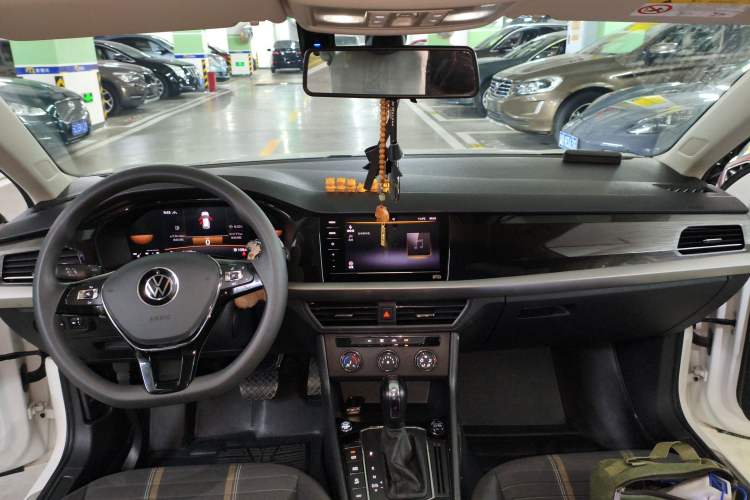 Used Volkswagen Lavida 2022 280TSI DSG Comfort Edition Interior 2