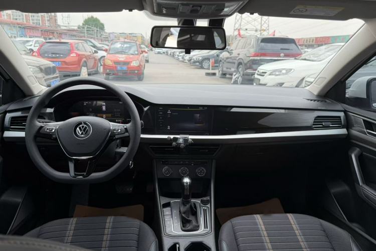 Used Volkswagen Lavida 2022 280TSI DSG Comfort Edition Interior 2