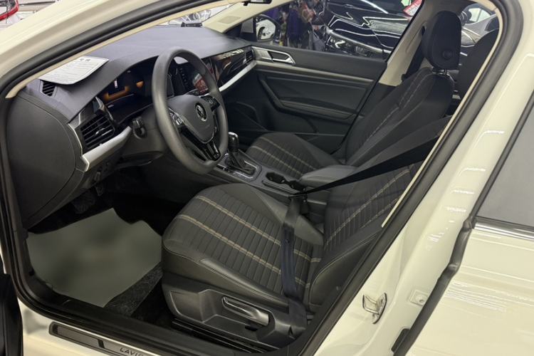Used Volkswagen Lavida 2022 280TSI DSG Comfort Edition Interior 2