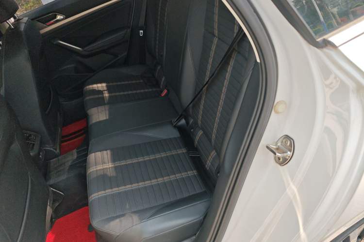 Used Volkswagen Lavida 2022 1.5L Automatic Vision Edition Interior 4