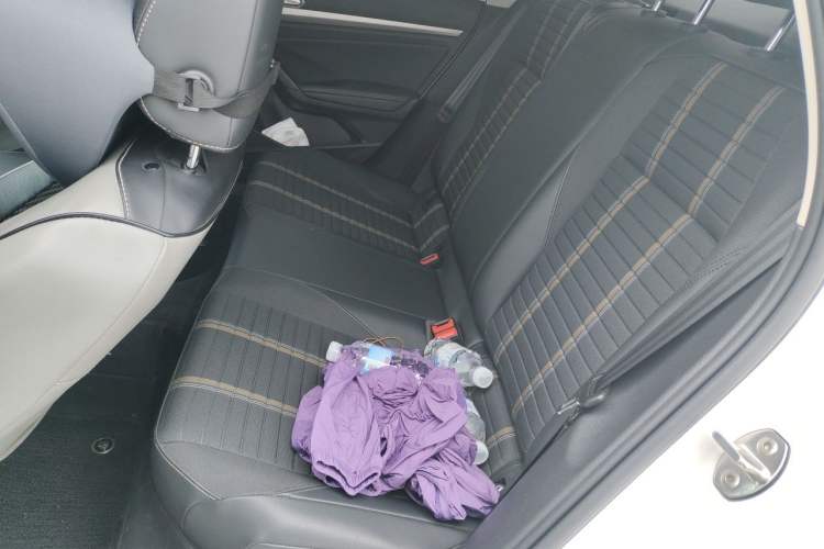 Used Volkswagen Lavida 2022 280TSI DSG Comfort Edition Interior 4