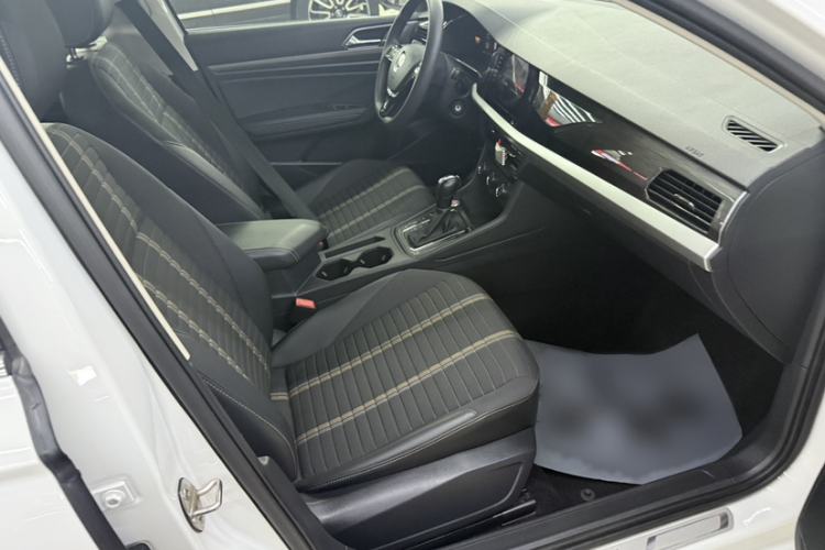 Used Volkswagen Lavida 2022 280TSI DSG Comfort Edition Interior 5
