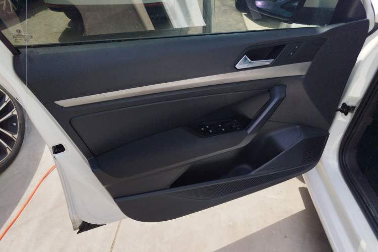 Used Volkswagen Lavida 2022 1.5L Automatic Fashion Edition Left Front Door Interior