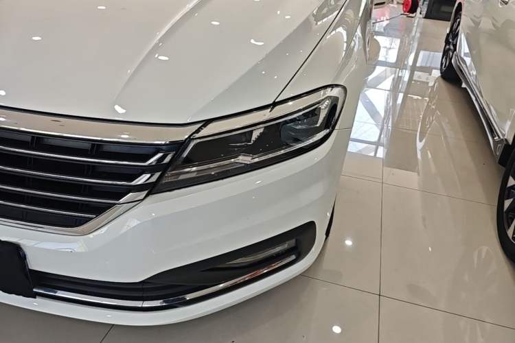 Used Volkswagen Lavida 2022 1.5L Automatic Comfort Edition Left Front Headlight