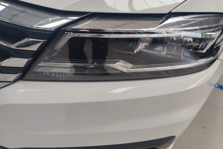 Used Volkswagen Lavida 2022 280TSI DSG Comfort Edition Left Front Headlight