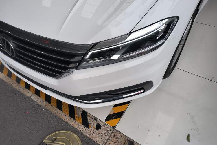 Used Volkswagen Lavida 2022 1.5L Automatic Comfort Edition Left Front Headlight