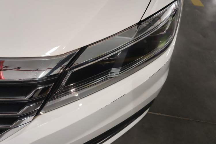 Used Volkswagen Lavida 2022 1.5L Automatic Comfort Edition Left Front Headlight